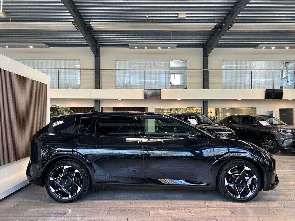 Kia EV4 81 Long Range GT-Line 5d