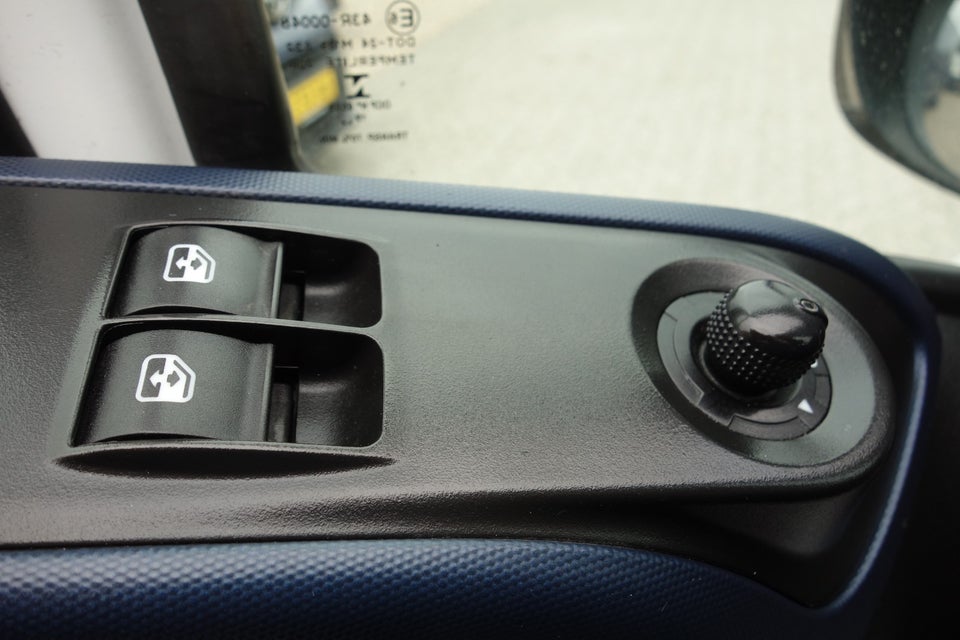 Iveco Daily 2,3 35S16 12m³ Van AG8