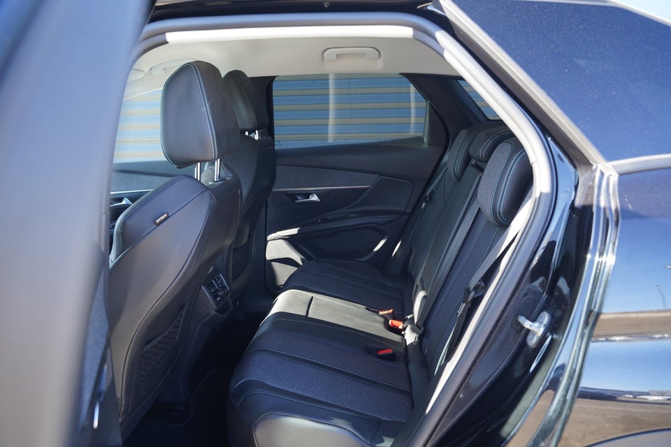 Peugeot 3008 1,6 Hybrid Allure Pack EAT8 5d