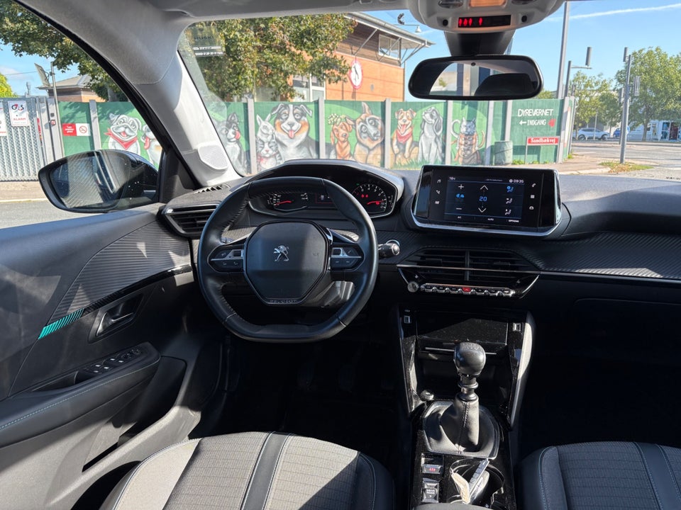 Peugeot 208 1,2 PureTech 100 Allure 5d