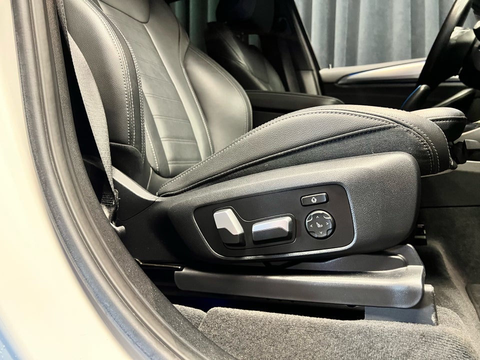 BMW iX3 Charged Plus 5d