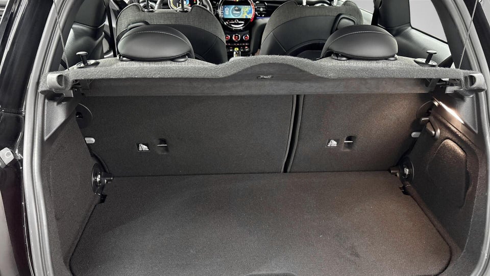 MINI Cooper SE Classic Trim 3d