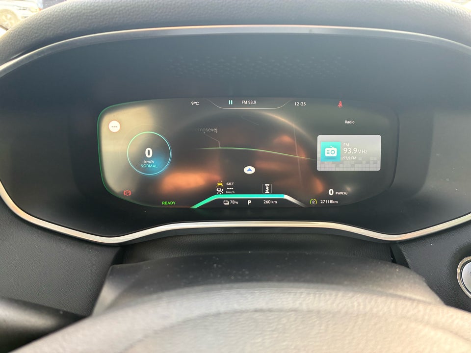 MG Marvel R Luxury 5d