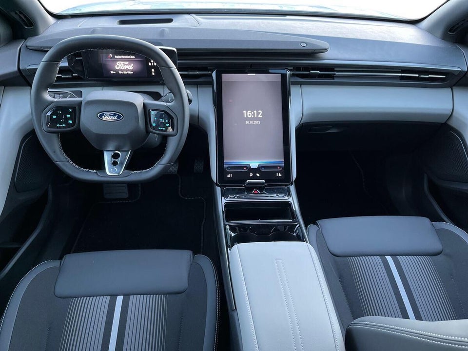 Ford Capri 77 Select Extended Range 5d