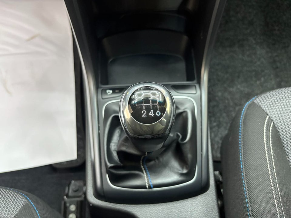 Hyundai i30 1,6 CRDi 110 5d
