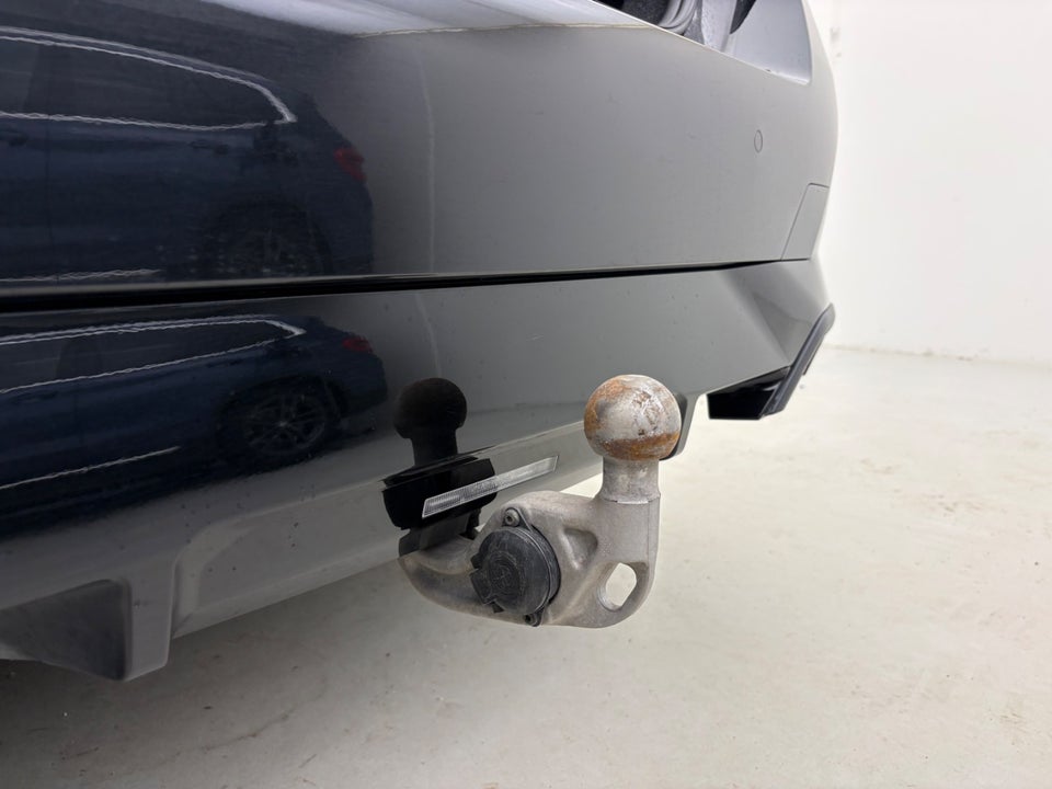 BMW i5 eDrive40 Fully Charged M-Sport 4d