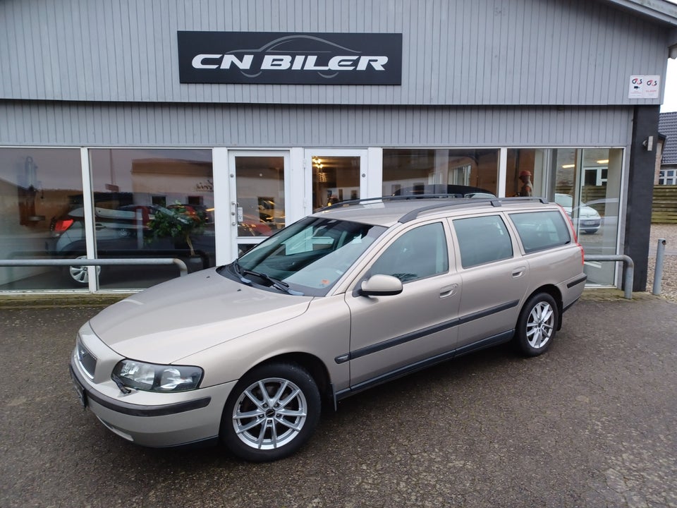 Volvo V70 2,4 170 5d