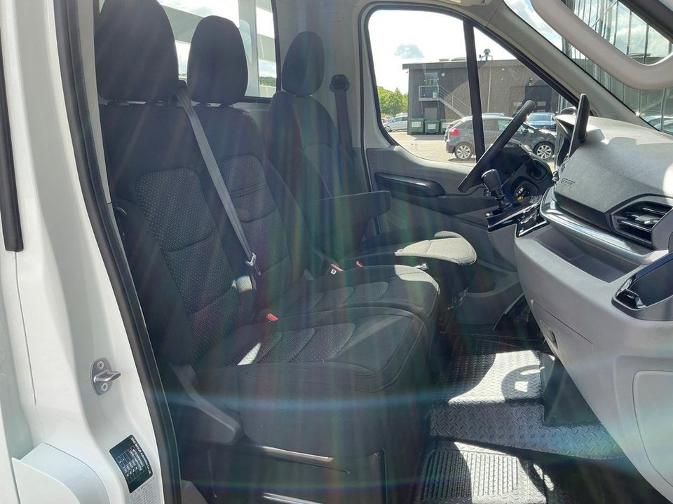 Maxus Deliver 9 2,0 TD L4 Chassis RWD 2d