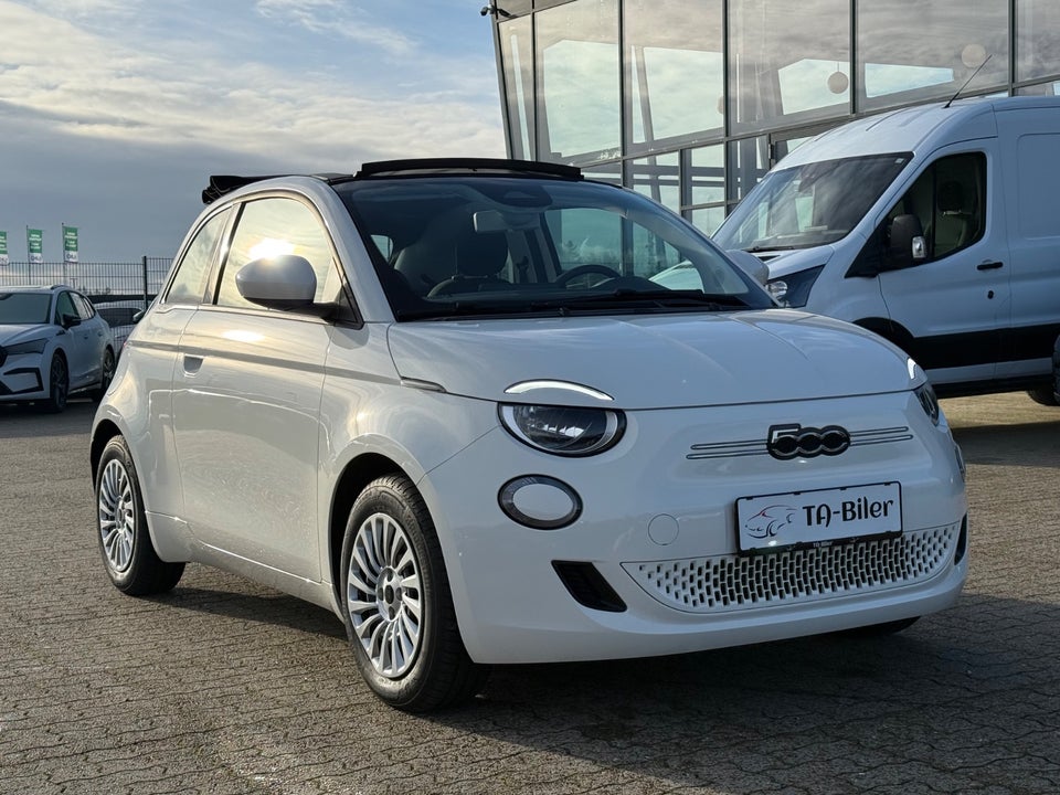 Fiat 500e 42 Icon Cabrio 2d