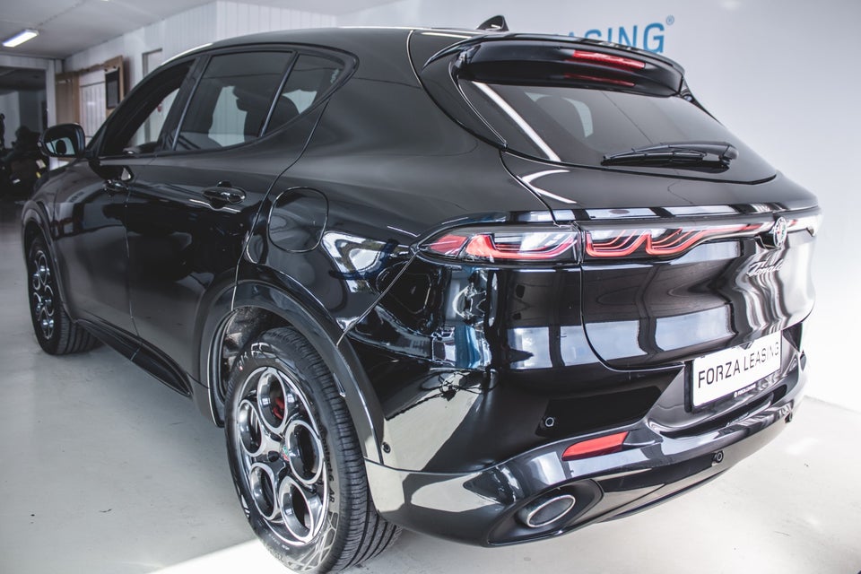 Alfa Romeo Tonale 1,3 PHEV Veloce aut. Q4 5d