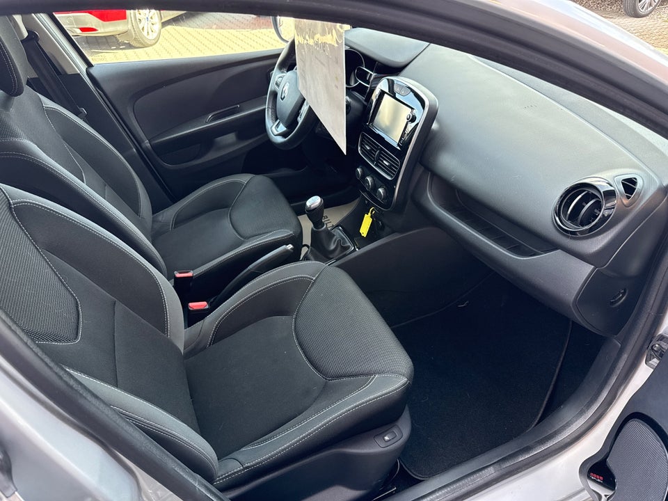 Renault Clio IV 0,9 TCe 90 Zen Sport Tourer 5d