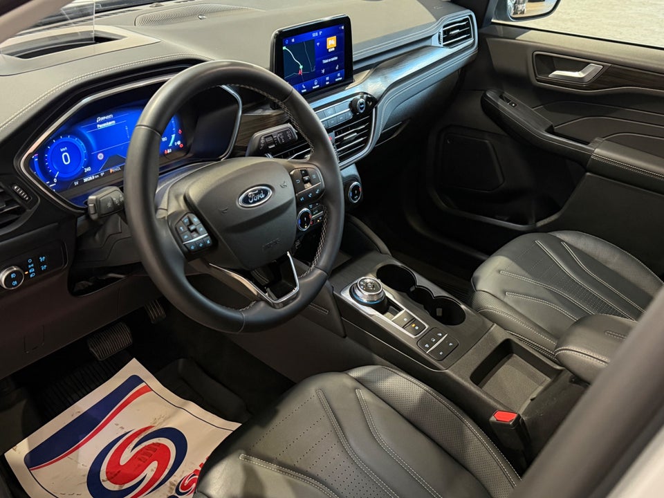 Ford Kuga 2,5 PHEV Vignale CVT 5d