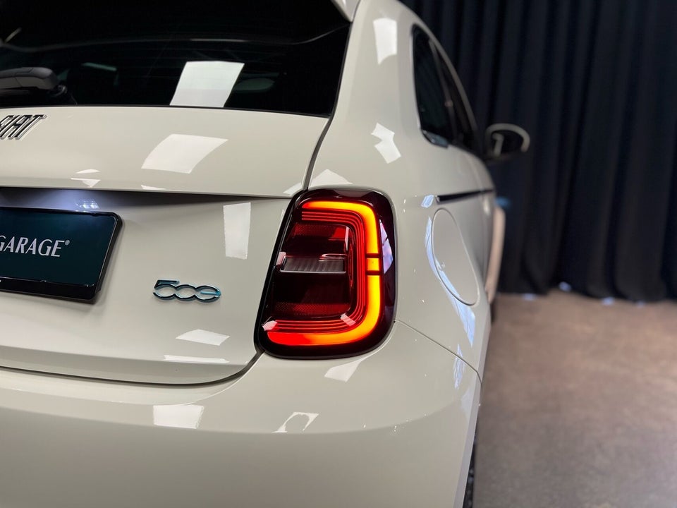 Fiat 500e 42 la Prima 3d