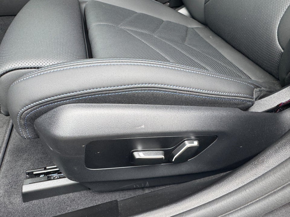 BMW i5 eDrive40 M-Sport Pro 4d