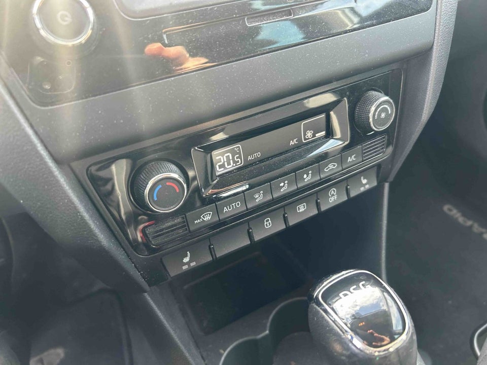 Skoda Rapid 1,2 TSi 90 Ambition DSG 5d