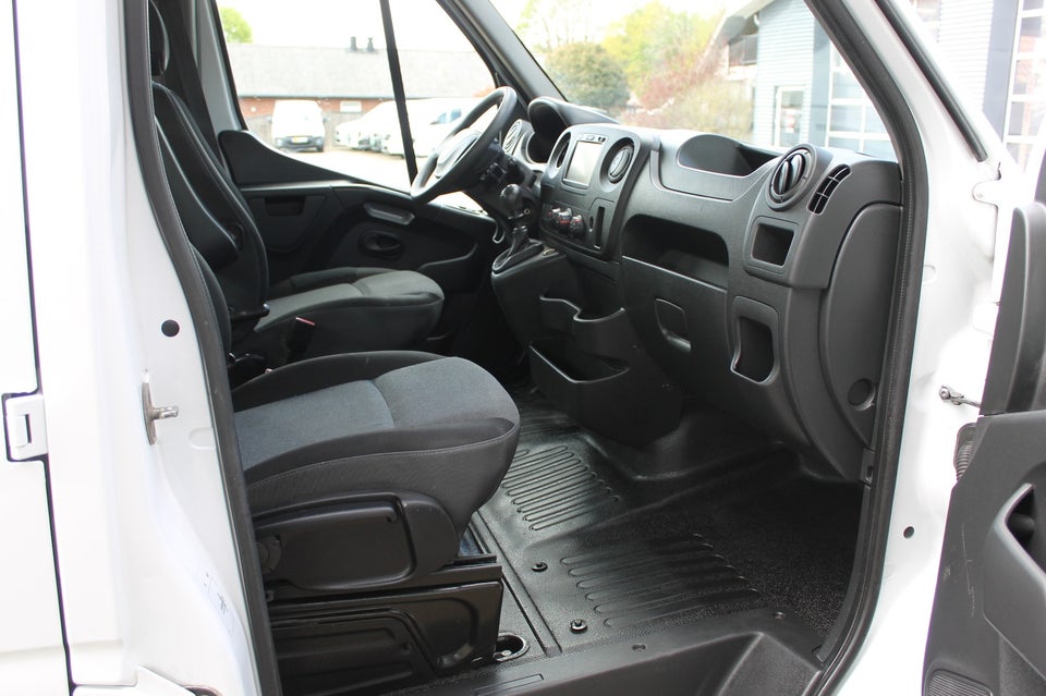 Renault Master III T35 2,3 dCi 145 L3 Db.Kab 4d