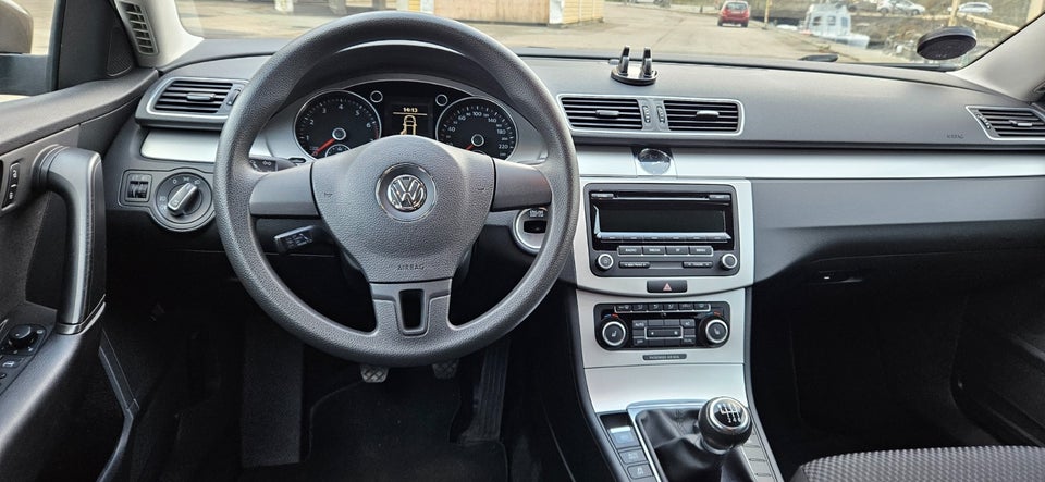 VW Passat 1,4 TSi 122 Trendline Variant 5d