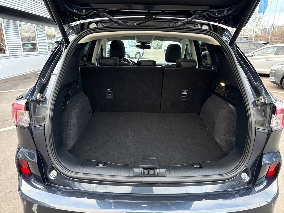 Ford Kuga 2,5 PHEV Vignale CVT 5d