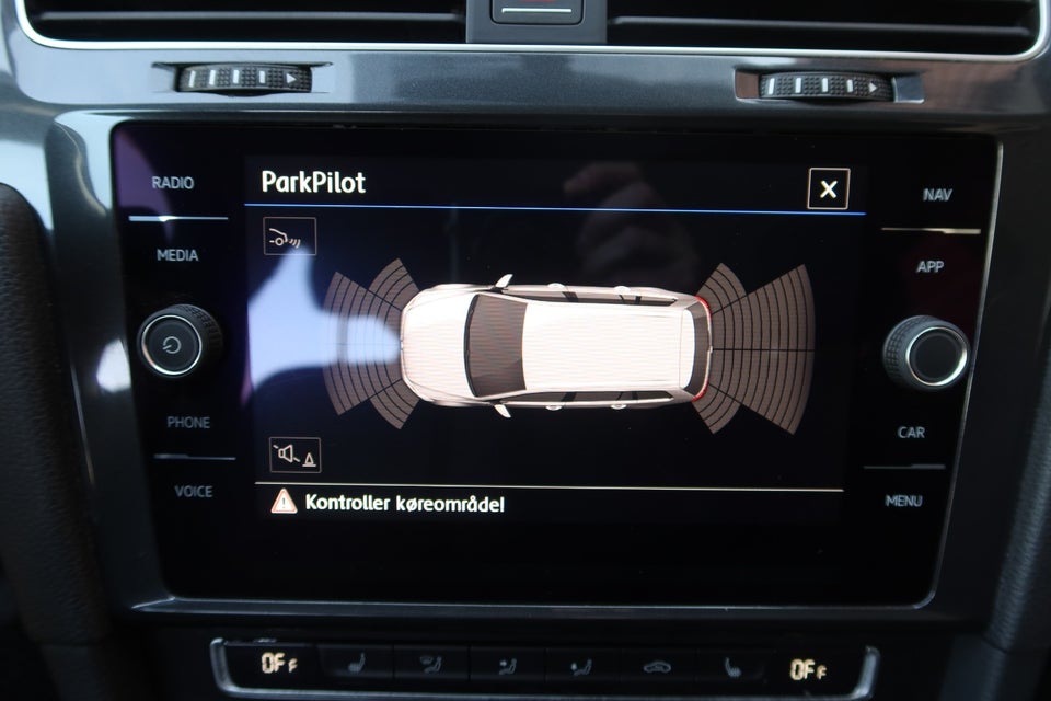 VW Golf VII 1,4 TSi 125 Comfortline Variant 5d