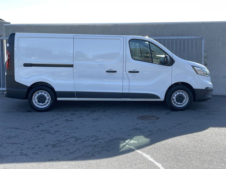 Renault Trafic 2,0 dCi 130 L2H1