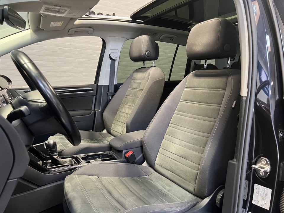 VW Touran 1,6 TDi 115 Highline DSG 7prs 5d