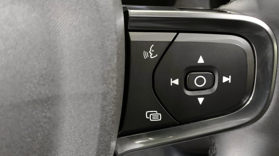 Volvo XC40 P6 ReCharge Core 5d