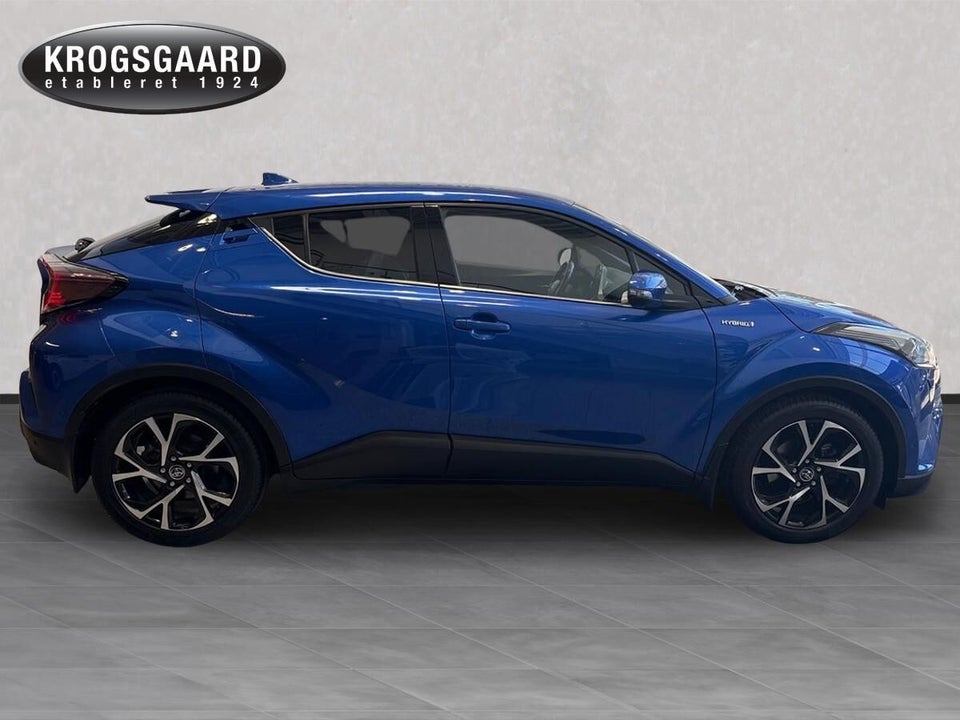 Toyota C-HR 1,8 Hybrid Premium Selected CVT 5d