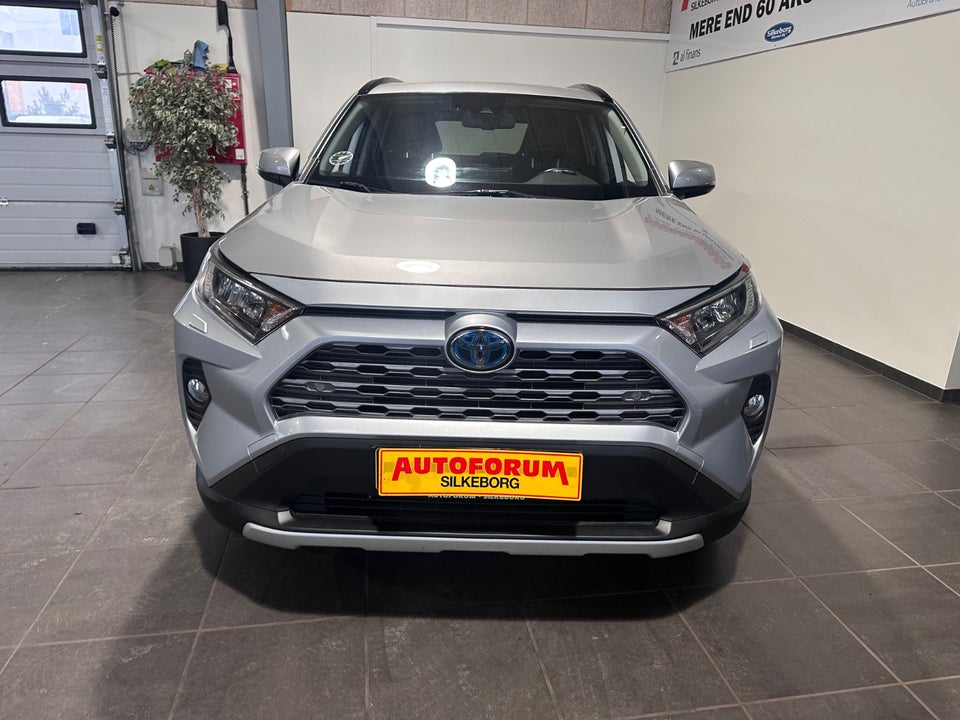 Toyota RAV4 2,5 Hybrid H3 Comfort MDS Van 5d