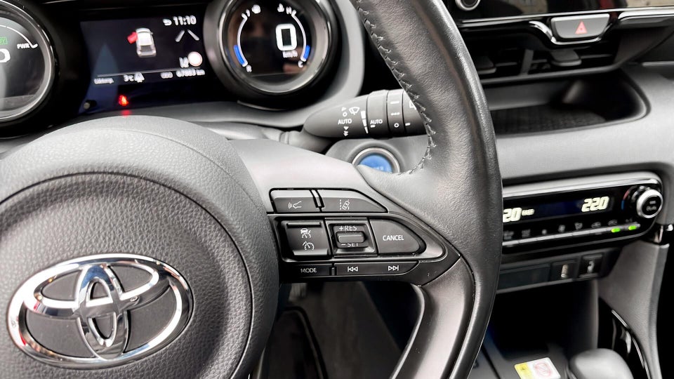 Toyota Yaris 1,5 Hybrid H3 Premier Edition e-CVT 5d