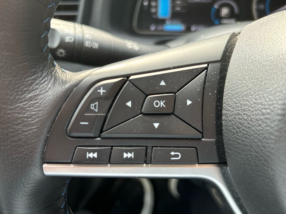 Nissan Leaf 39 Acenta 5d