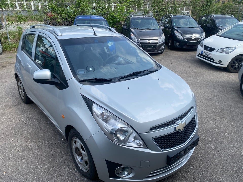 Chevrolet Spark 1,0 LS 5d