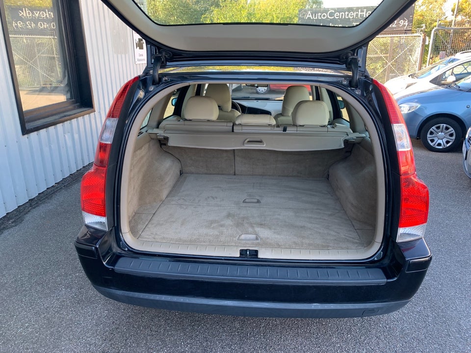 Volvo V70 2,4 170 5d