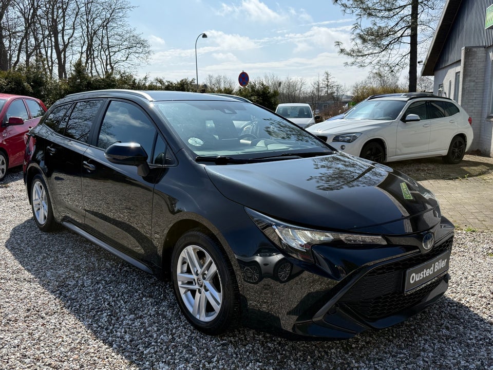 Toyota Corolla 1,8 Hybrid Active Smart Touring Sports MDS 5d