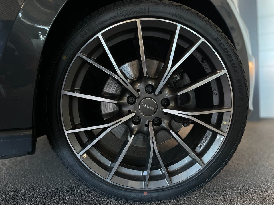 VW Touran 1,5 TSi 150 Highline DSG 7prs 5d
