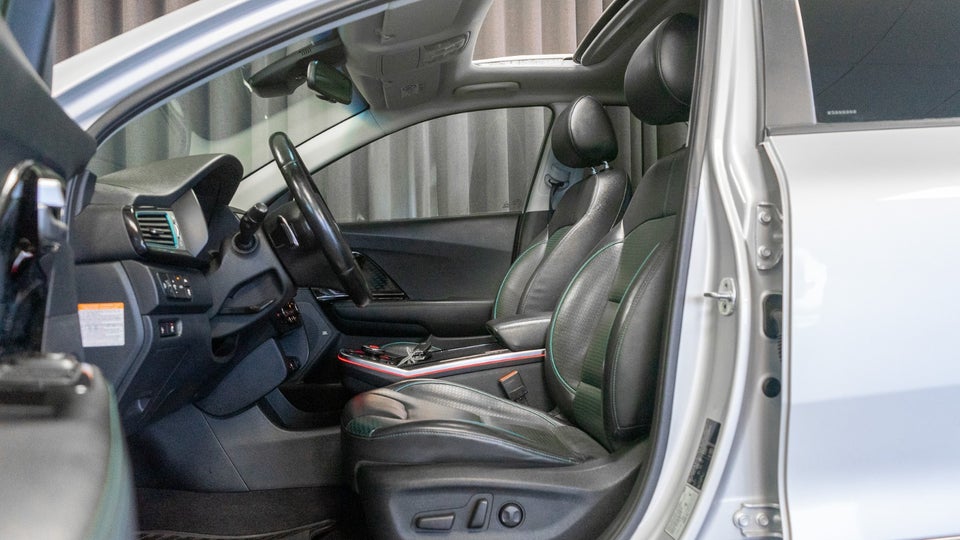 Kia e-Niro 64 Advance 5d