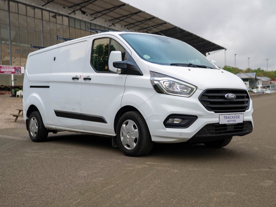 Ford Transit Custom 300 L2 2,0 TDCi 130 Ambiente