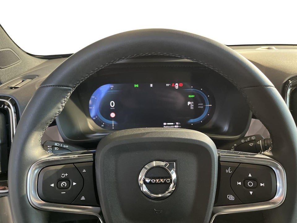 Volvo EX40 Extended Range Core 5d