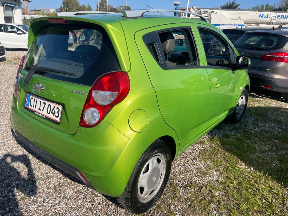 Chevrolet Spark 1,0 LT 5d