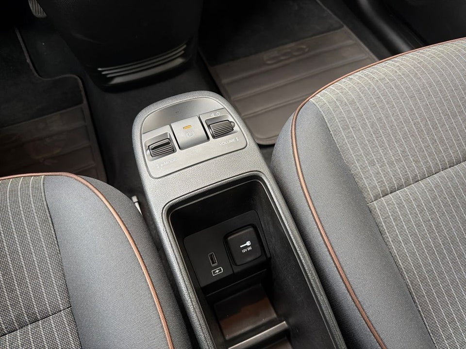 Fiat 500e 42 Icon 3d