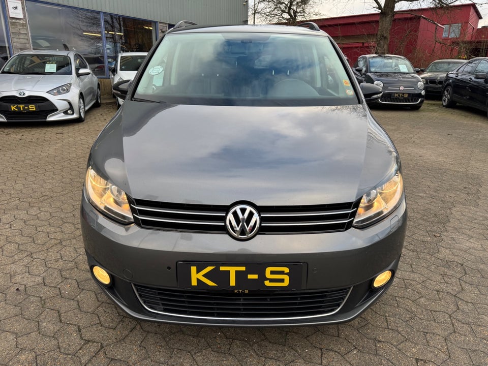 VW Touran 1,6 TDi 105 Match BMT 7prs 5d