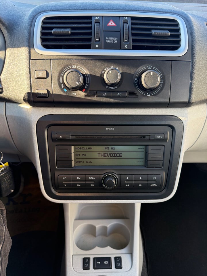 Skoda Fabia 1,4 16V Ambiente 5d