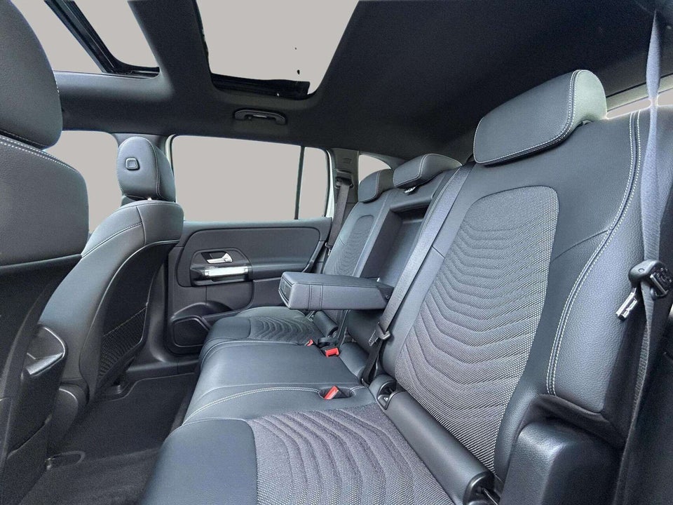 Mercedes EQB250 Progressive 5d