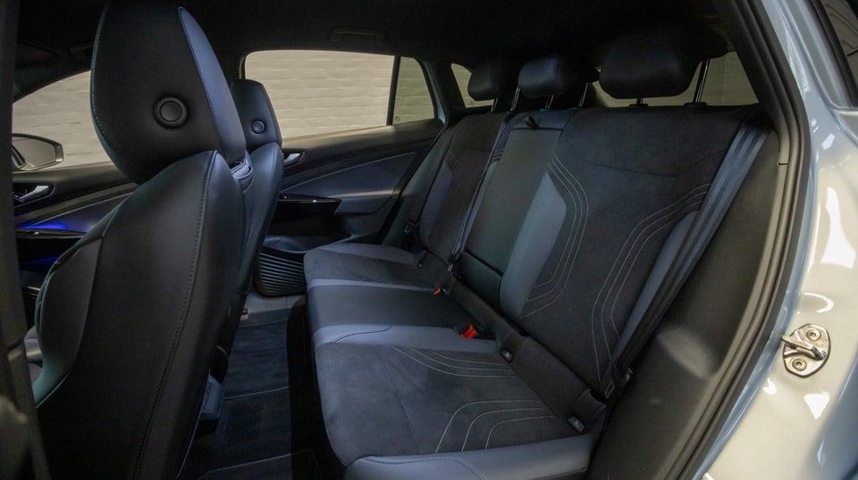 VW ID.4 77 Pro Style+ 5d