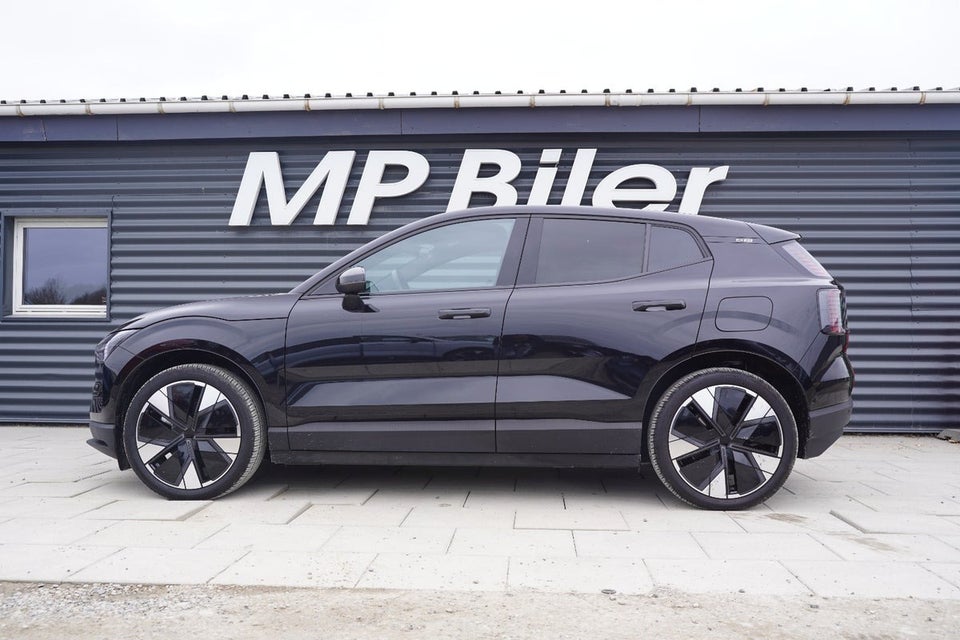 Volvo EX30 Extended Range Ultra 5d