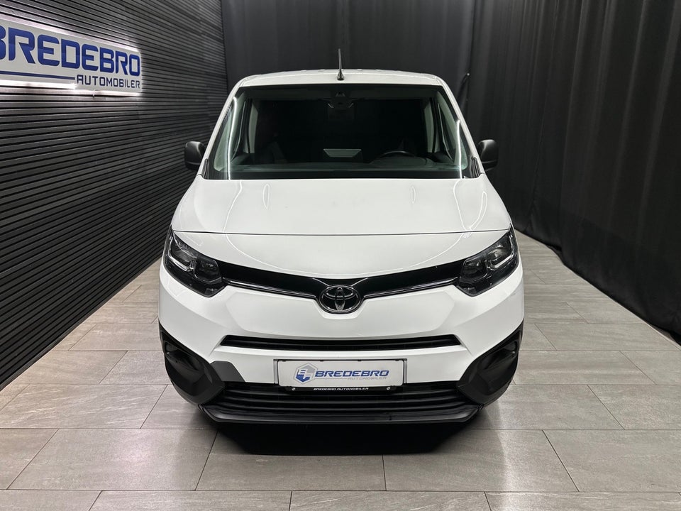 Toyota ProAce City 1,5 D 102 Medium Comfort 6d