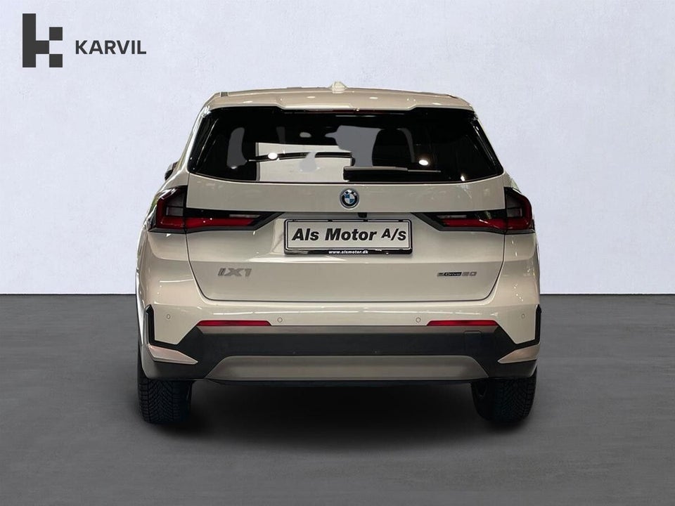 BMW iX1 eDrive20 5d