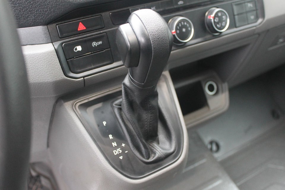 VW Crafter 35 2,0 TDi 140 Kassevogn L3H2 aut.