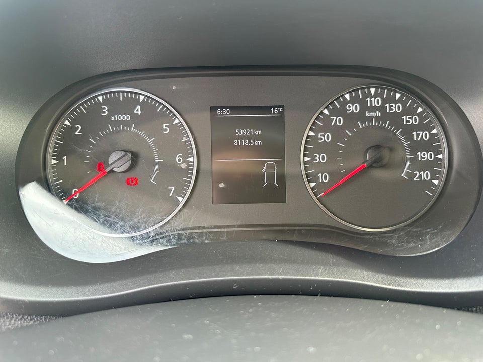 Renault Master IV T33 2,3 dCi 150 L2H2 Kassevogn