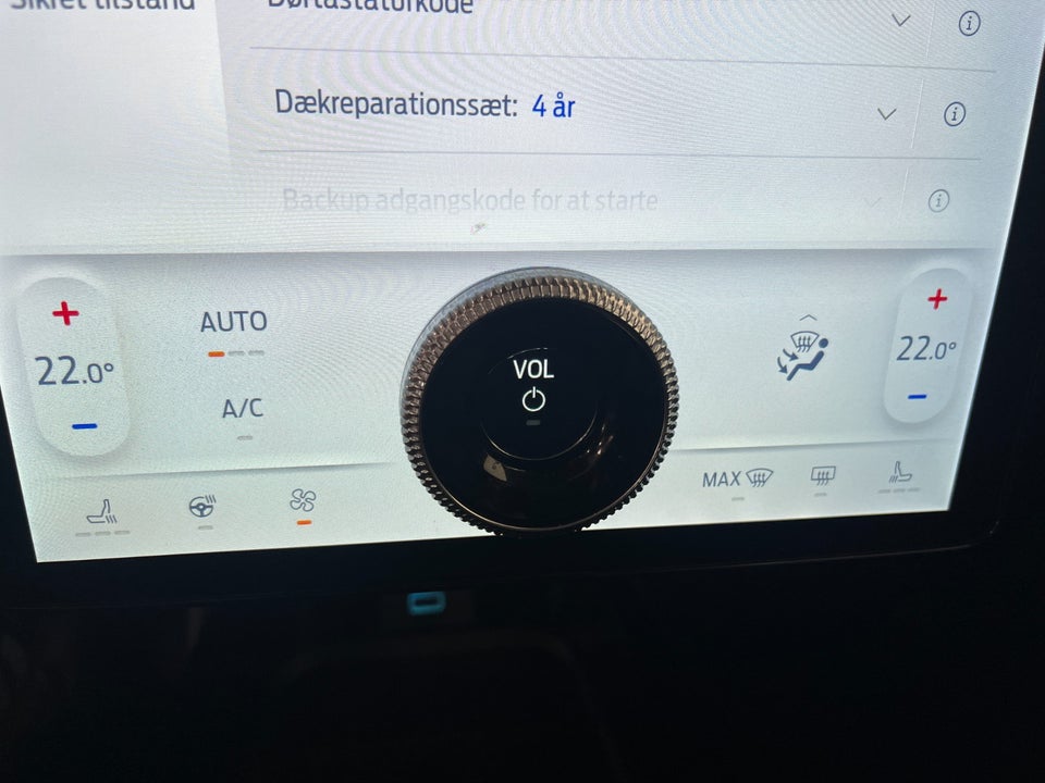 Ford Mustang Mach-E 70 Standard Range 5d