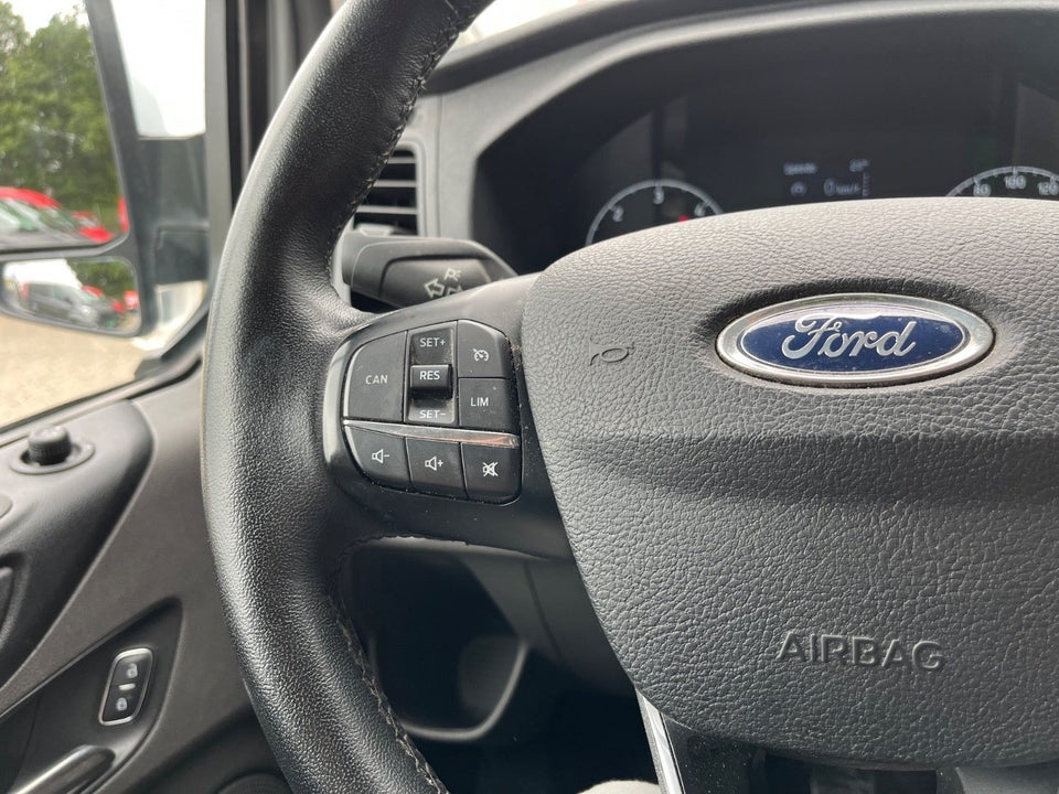 Ford Transit Custom 320L 2,0 TDCi 130 Trend
